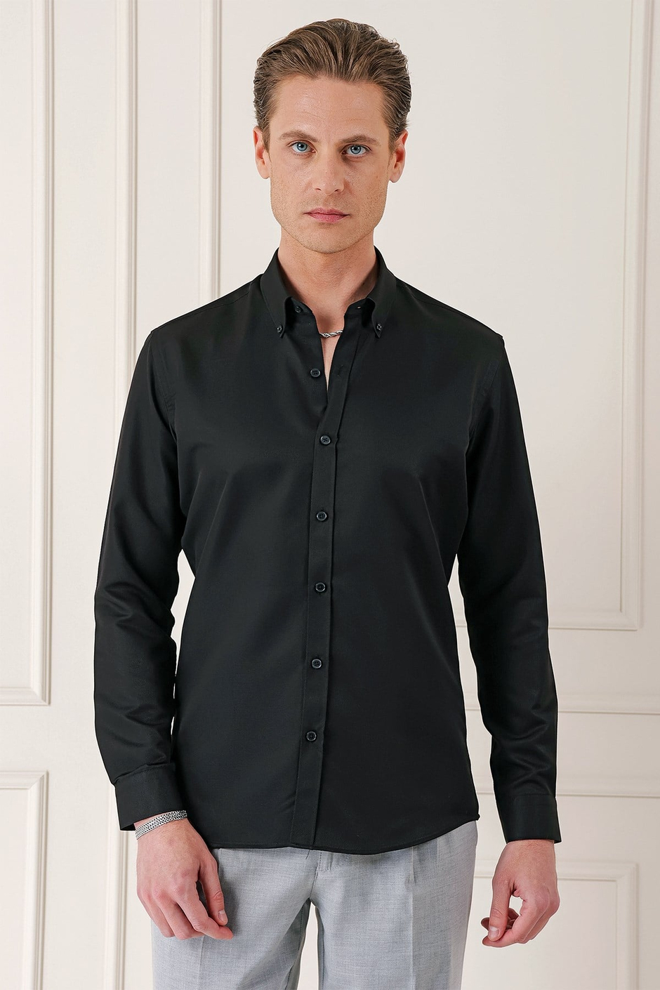 Slim Fit Düğmeli Yaka Dokulu Pamuklu Siyah Gömlek Gk 717