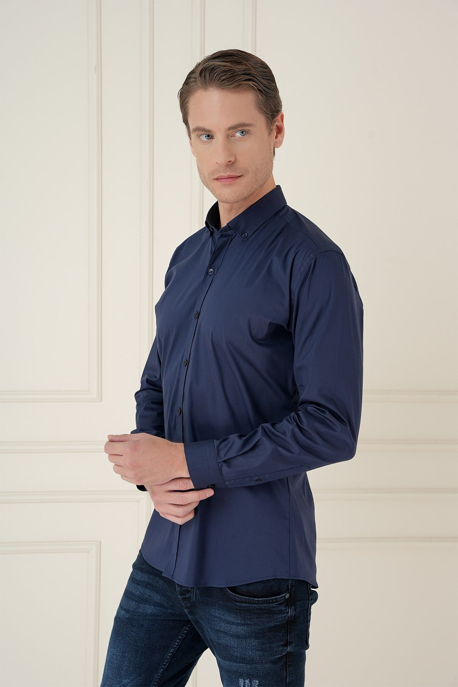 Slim Fit Düğmeli Yaka Esnek Pamuklu Lacivert Gömlek GK 746