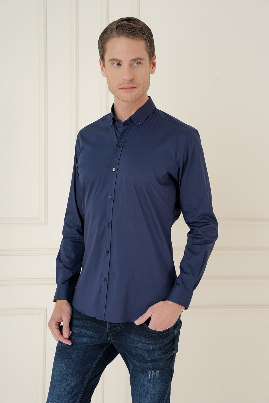 Slim Fit Düğmeli Yaka Esnek Pamuklu Lacivert Gömlek GK 746