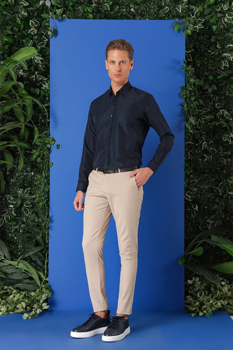 Slim Fit Düğmeli Yaka Esnek Pamuklu Lacivert Gömlek Gk 715