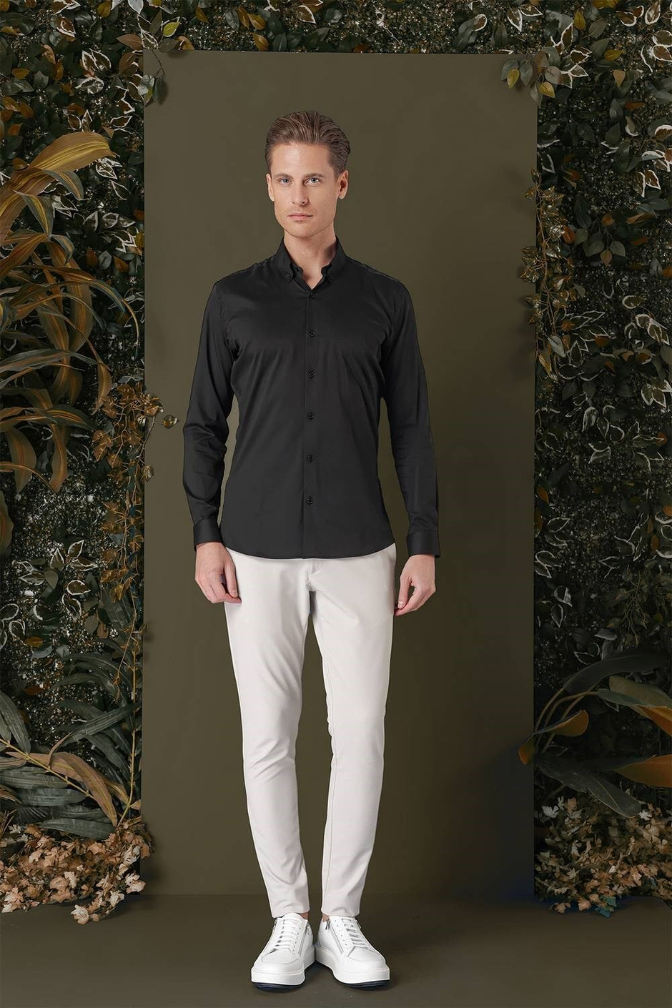 Slim Fit Düğmeli Yaka Esnek Pamuklu Siyah Gömlek Gk 708