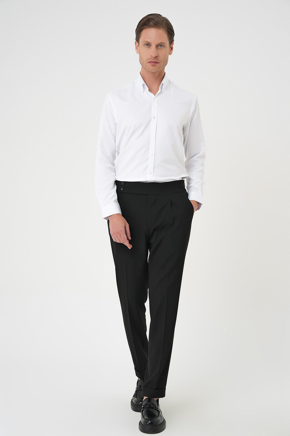Slim Fit Düğmeli Yaka Pamuklu Beyaz Gömlek Gk 736
