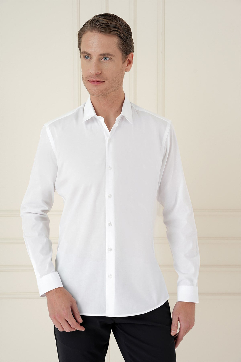 Slim Fit Erkek Yaka Esnek Pamuk Uzun Kol Beyaz Gömlek GK 745