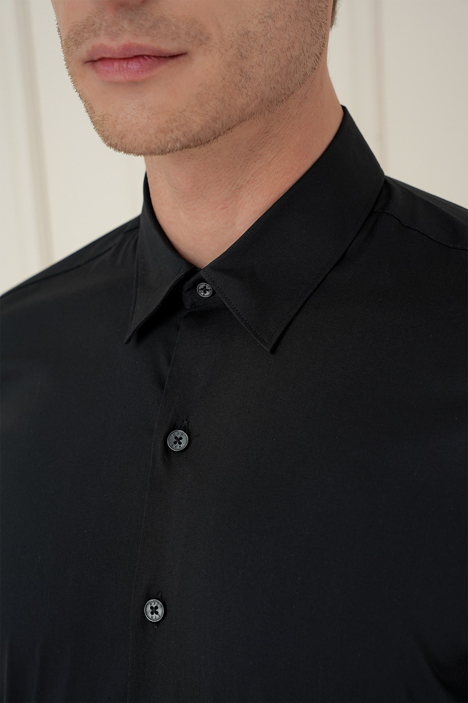Slim Fit Erkek Yaka Esnek Pamuklu Siyah Gömlek GK 747