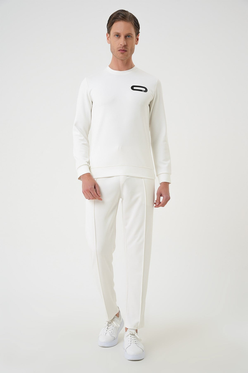 Slim Fit Esnek Pamuklu Uzun Kollu Beyaz Tişört TS 888