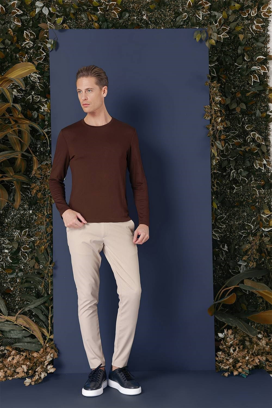 Slim Fit Esnek Pamuklu Uzun Kollu Kahverengi Tişört Ts 870