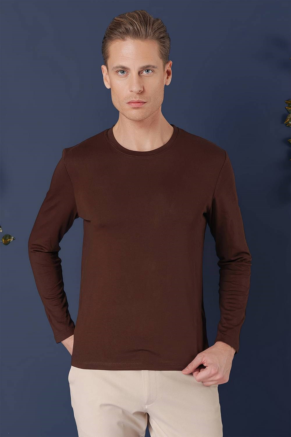 Slim Fit Esnek Pamuklu Uzun Kollu Kahverengi Tişört Ts 870