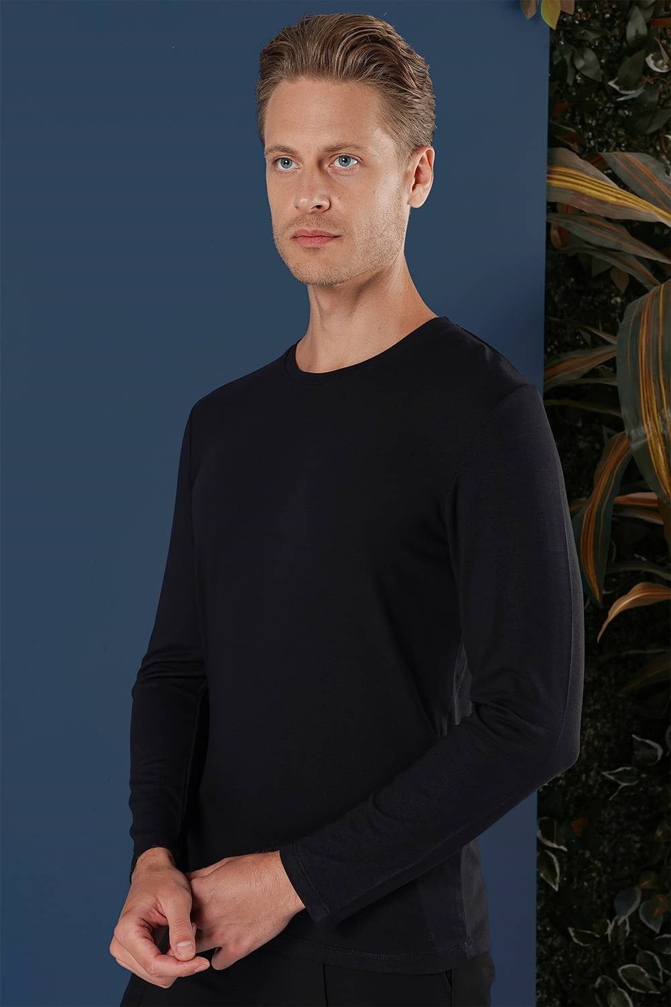 Slim Fit Esnek Pamuklu Uzun Kollu Siyah Tişört Ts 870