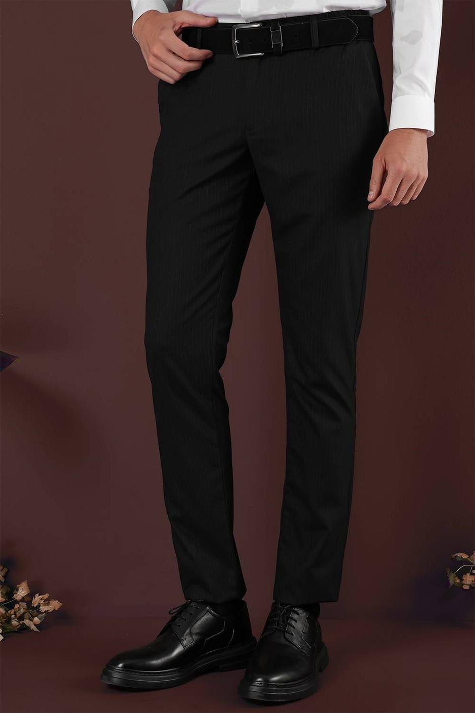 Slim Fit Esnek Yünlü İnce Çizgili Siyah Pantolon P 1136