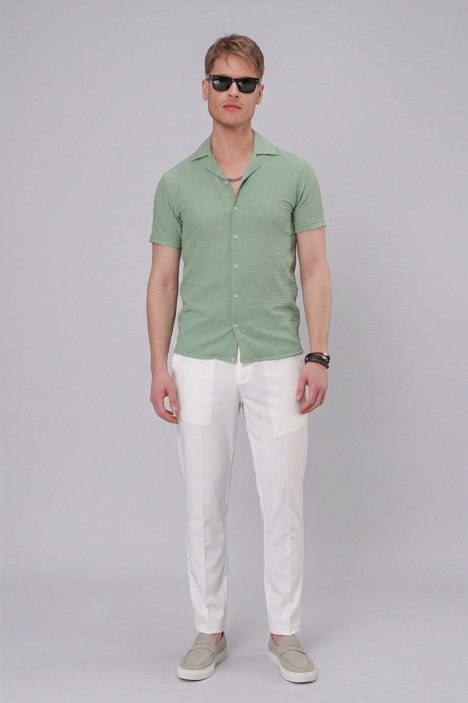 Slim Fit Gofre Kumaş Apaş Yaka Kısa Kollulu Yeşil Gömlek G 1536