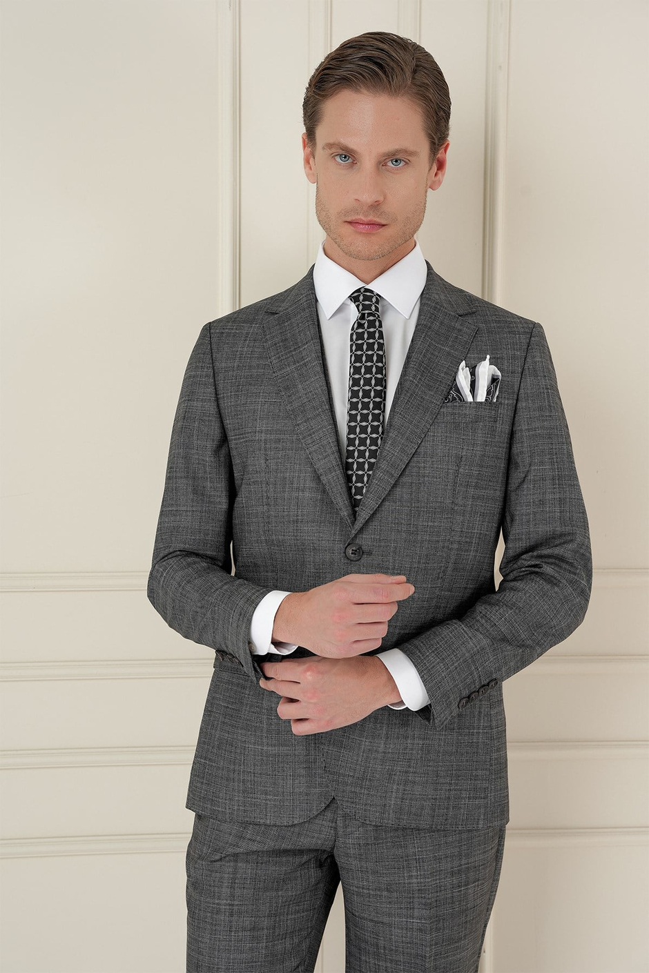 Slim Fit Kırçıllı Dokuma Yünlü Antrasit Yelekli Takım Elbise TK 906