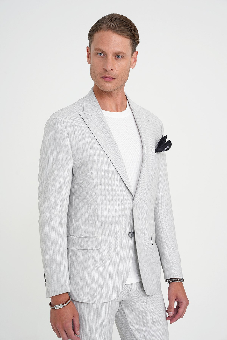 Slim Fit Kırlangıç Yaka Balıksırtı Desen Açık Gri Ceket C 702