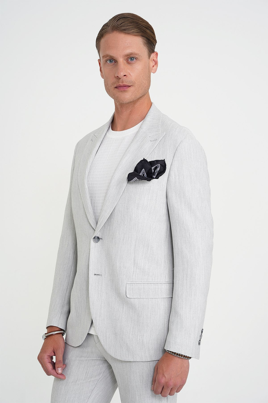 Slim Fit Kırlangıç Yaka Balıksırtı Desen Açık Gri Ceket C 702