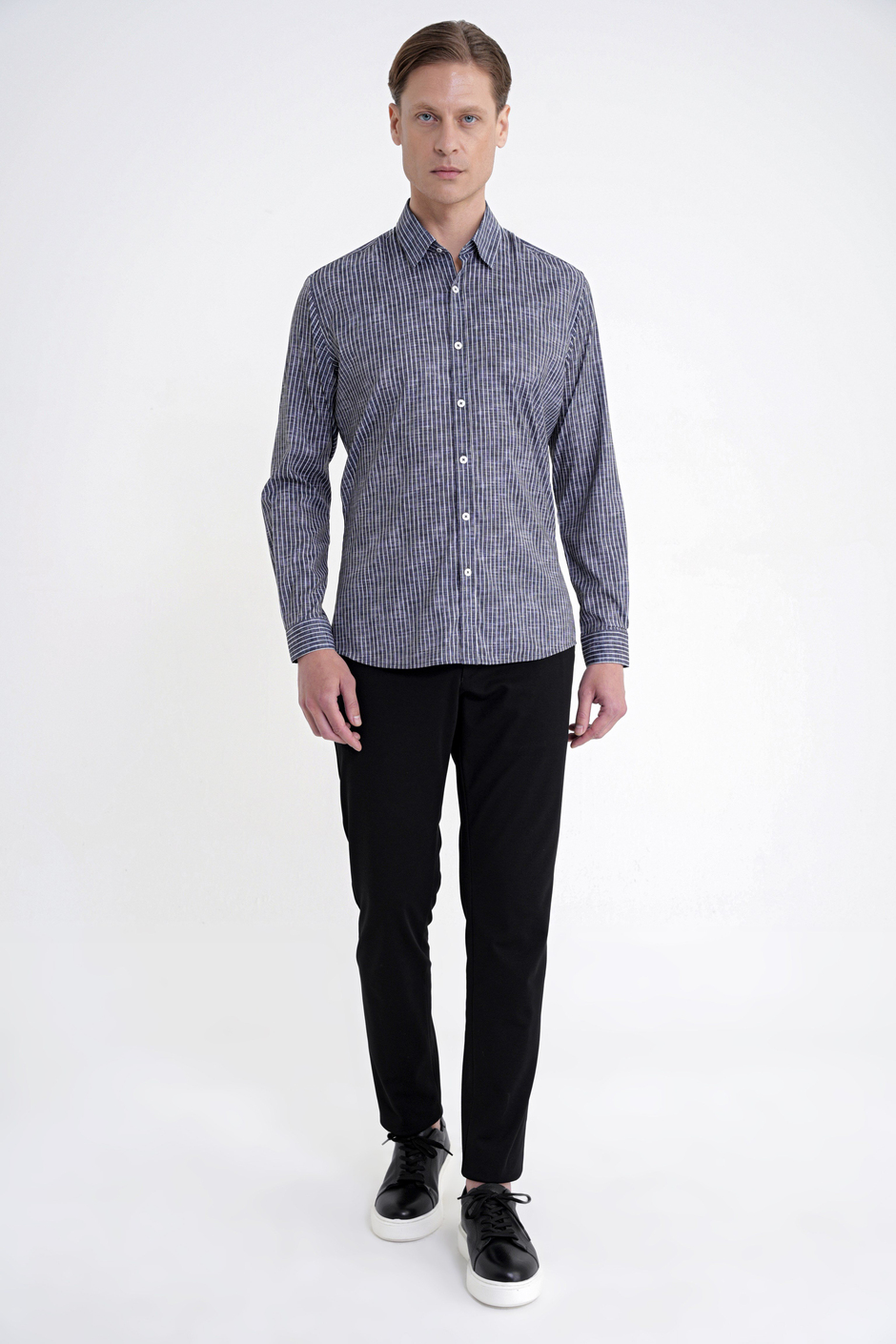 Slim Fit Klapa Yaka Esnek Pamuklu Siyah Çizgili Gömlek G 1599
