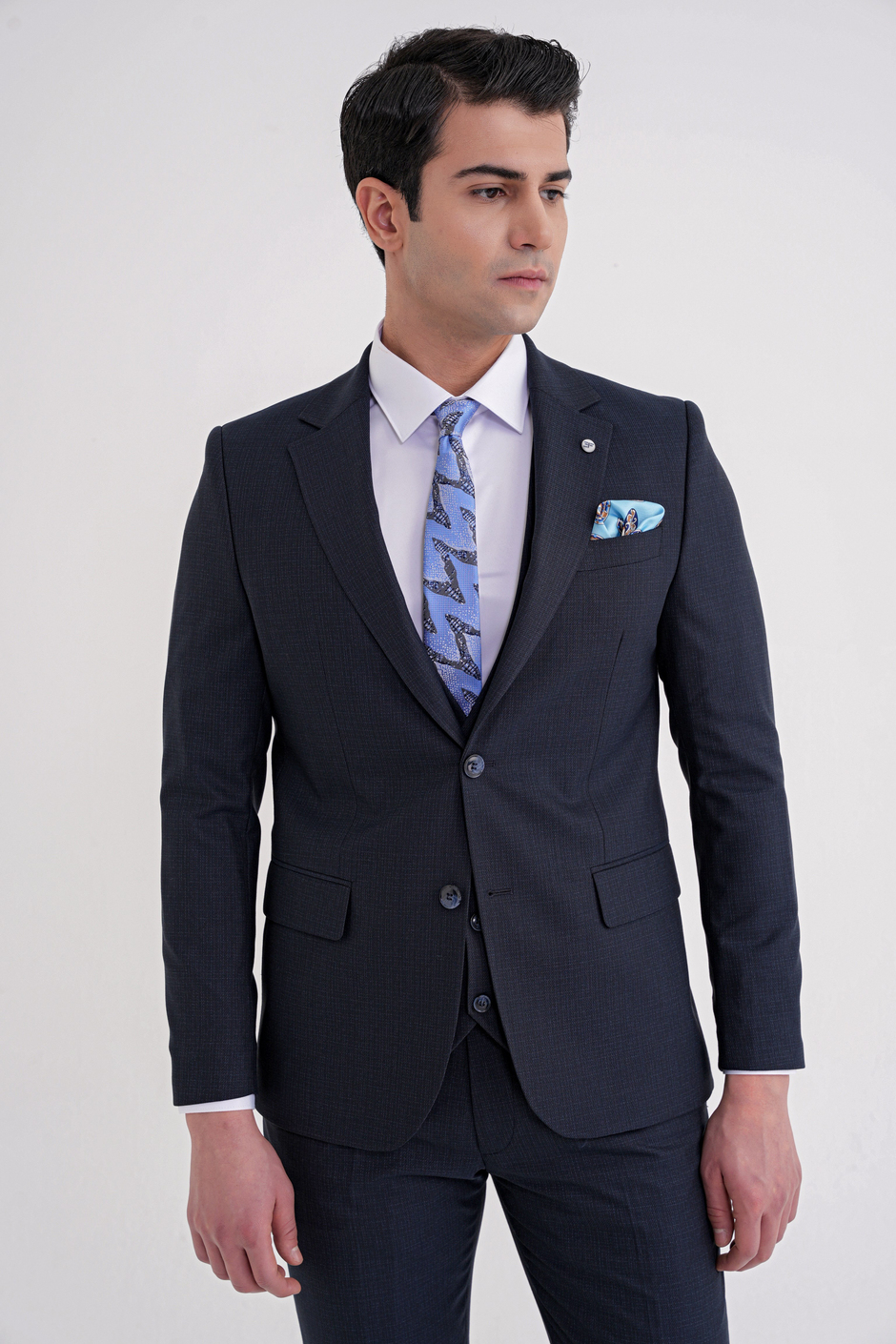 Slim Fit Mono Yaka Çift Yırtmaç Armürlü Esnek Yünlü Lacivert Yelekli Klasik Takım Elbise TK 933