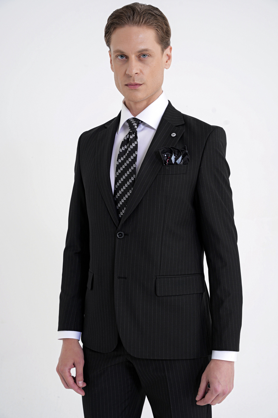 Slim Fit Mono Yaka Esnek Yünlü Siyah Çizgili Takım Elbise Tk 942