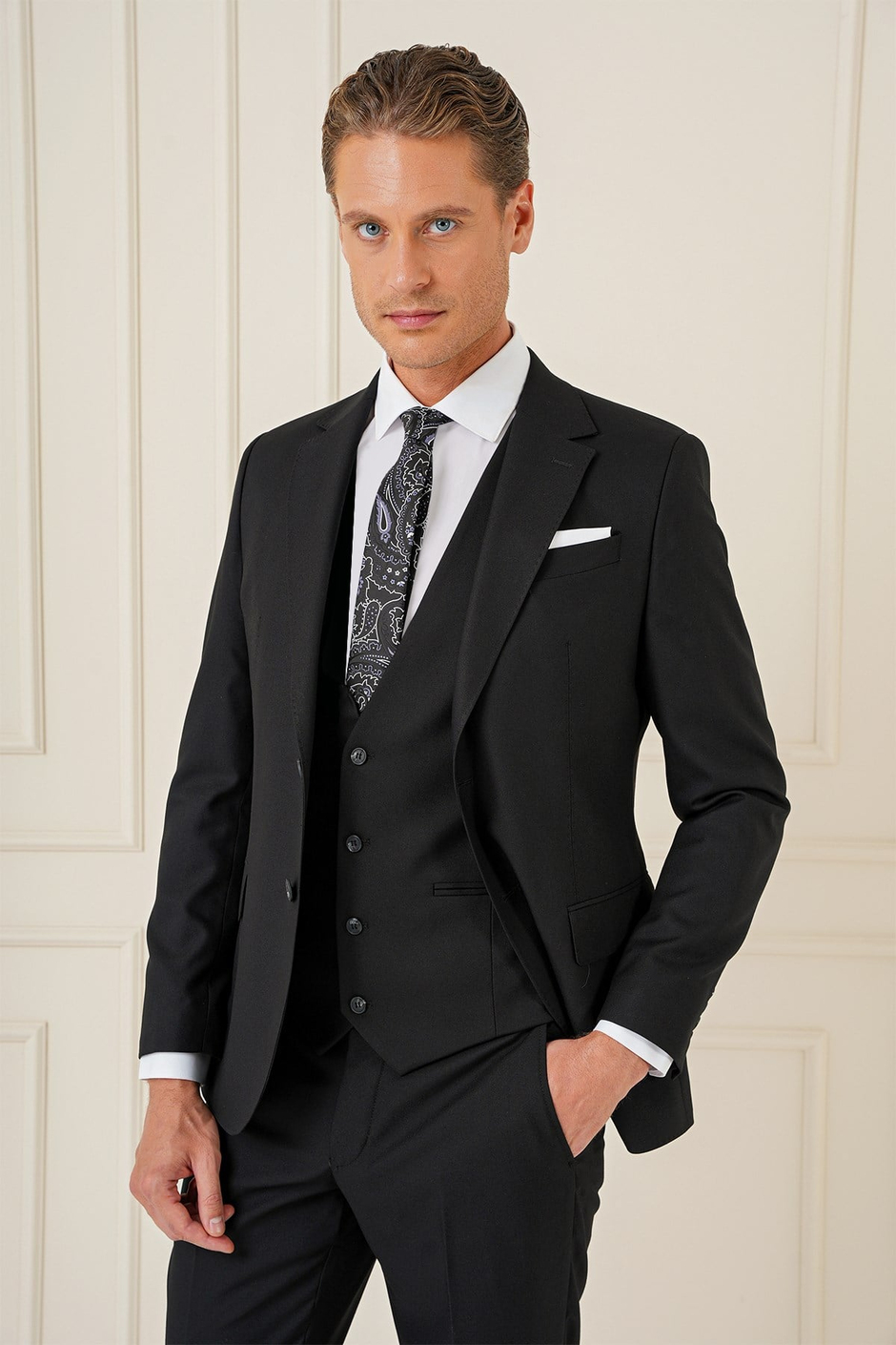 Slim Fit Mono Yaka Yünlü Esnek Siyah Yelekli Takım Elbise TK 903