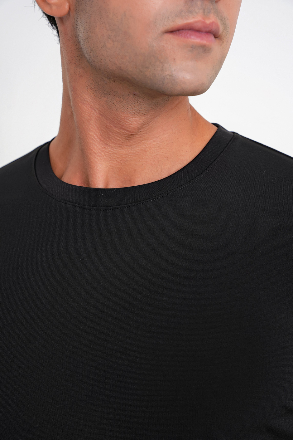 Slim Fit Pamuklu Kumaş Uzun Kollu Siyah Tişört TS 917