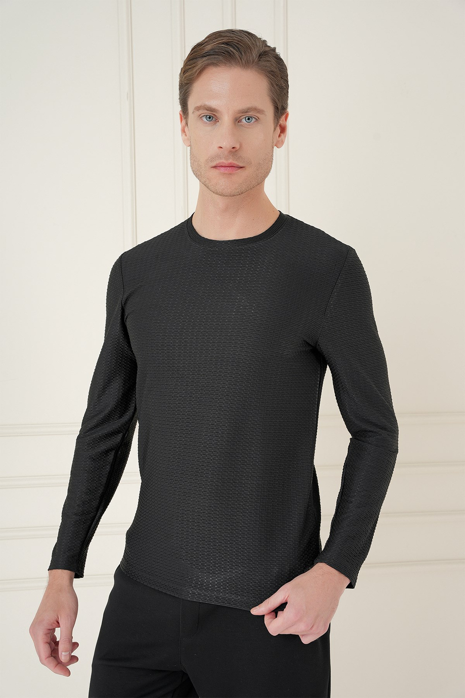 Slim Fit Pamuklu Petek Dokuma Uzun Kollu Polo Yaka Siyah Tişört TS 891