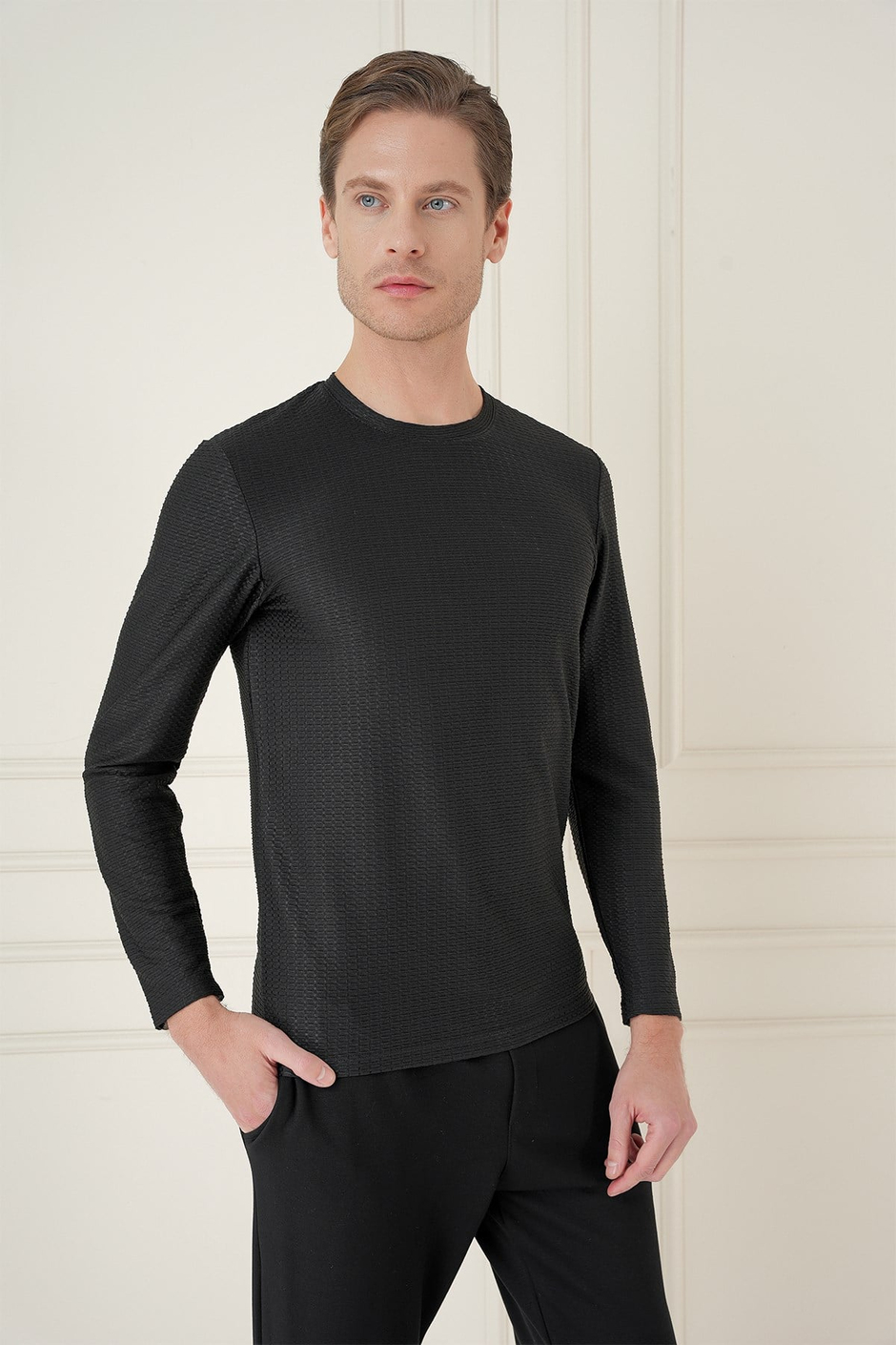 Slim Fit Pamuklu Petek Dokuma Uzun Kollu Polo Yaka Siyah Tişört TS 891