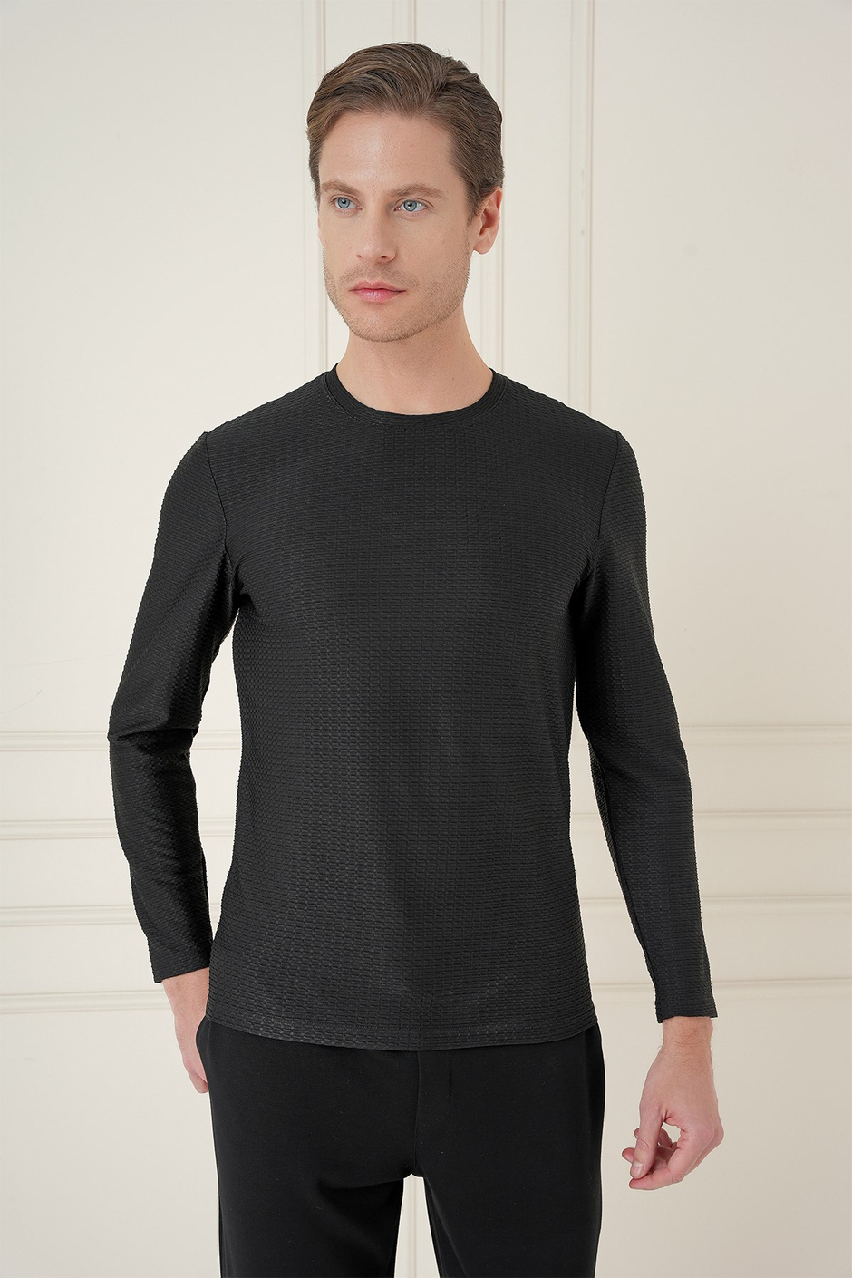 Slim Fit Pamuklu Petek Dokuma Uzun Kollu Polo Yaka Siyah Tişört TS 891