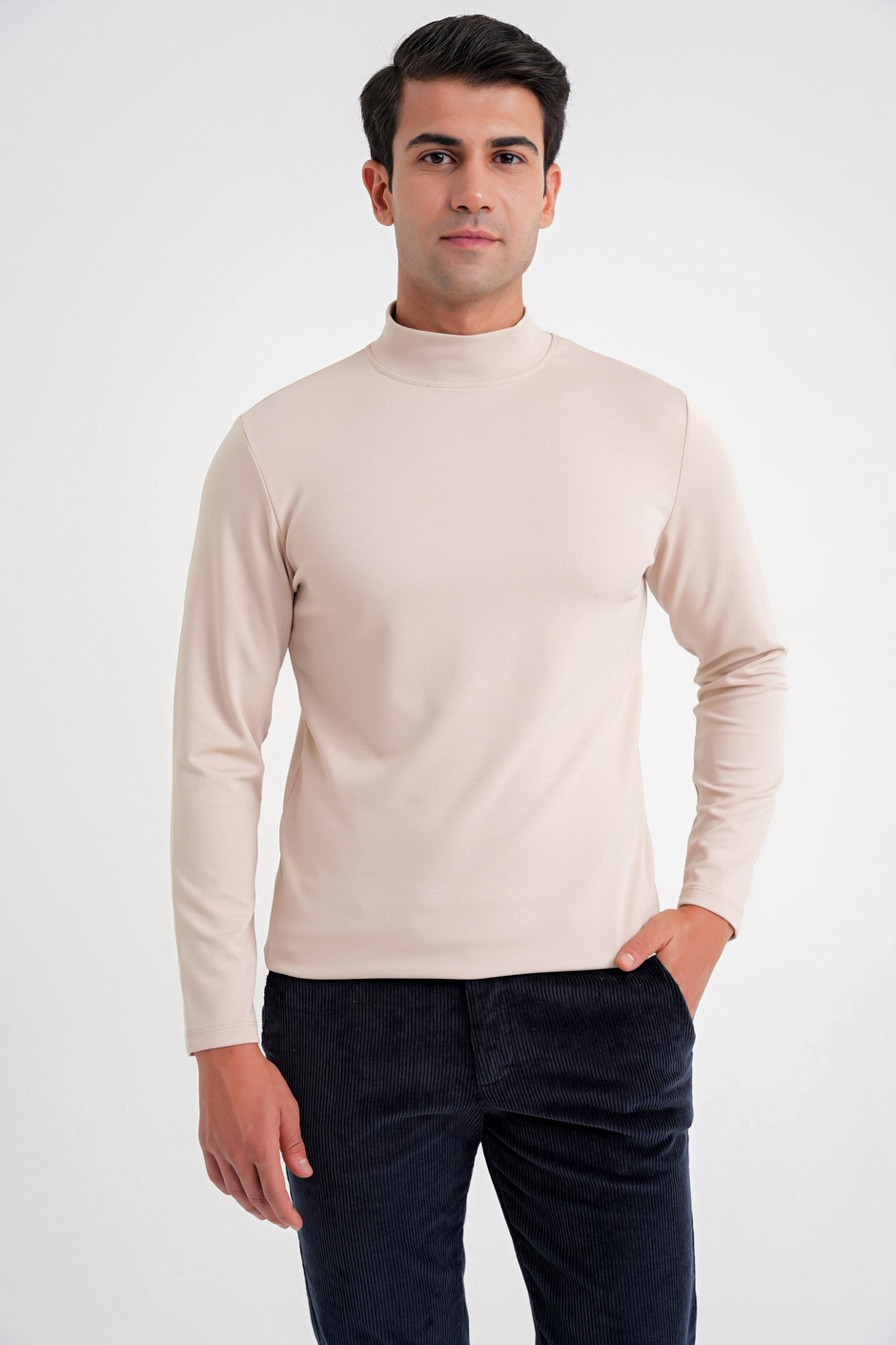 Slim Fit Pamuklu Uzun Kollu Bej Yarım Boğazlı Tişört TS 894