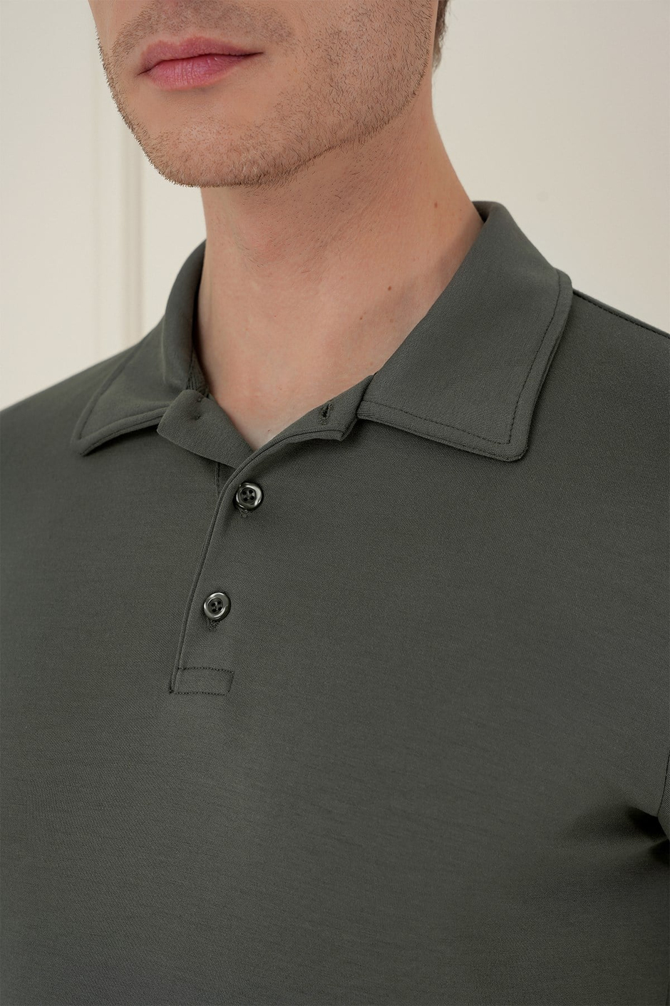 Slim Fit Pamuklu Uzun Kollu Düğmeli Haki Polo Yaka Tişört TS 893