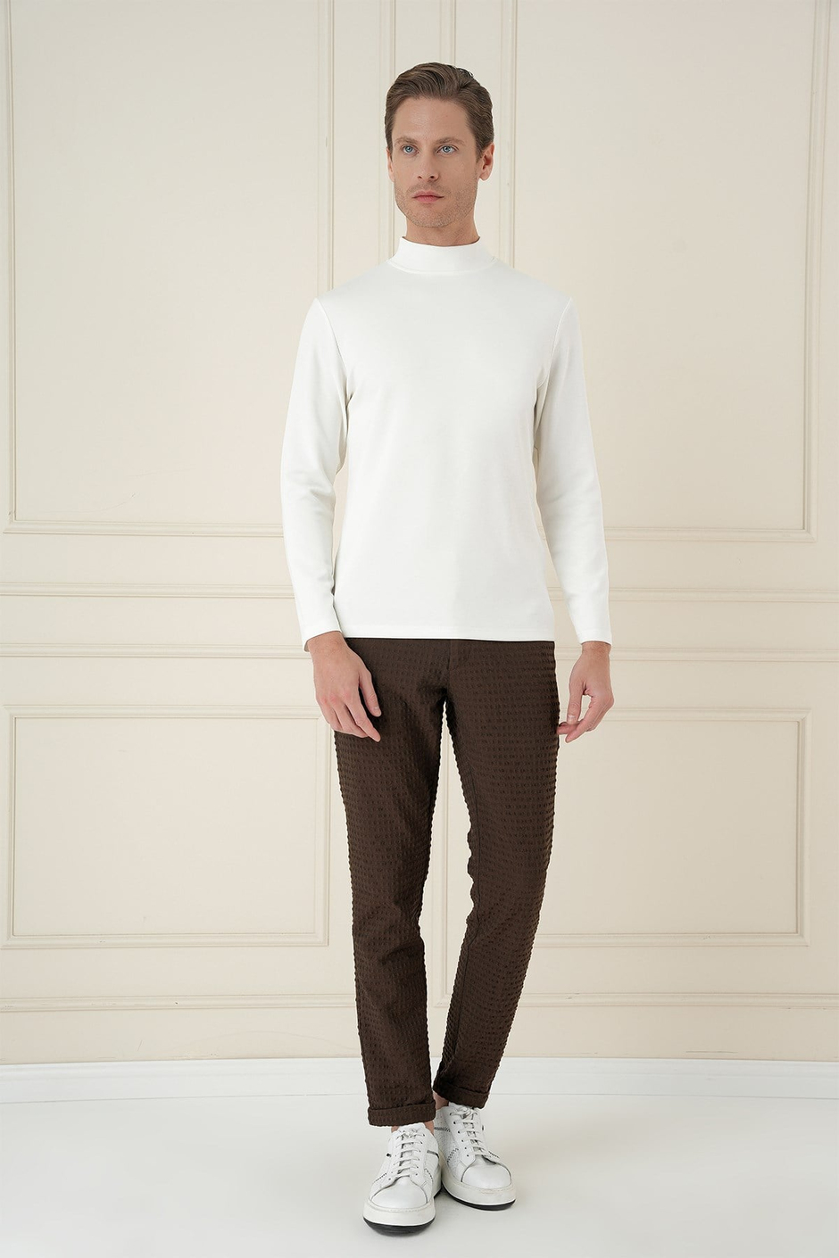 Slim Fit Pamuklu Uzun Kollu Ekru Yarım Boğazlı Tişört TS 894