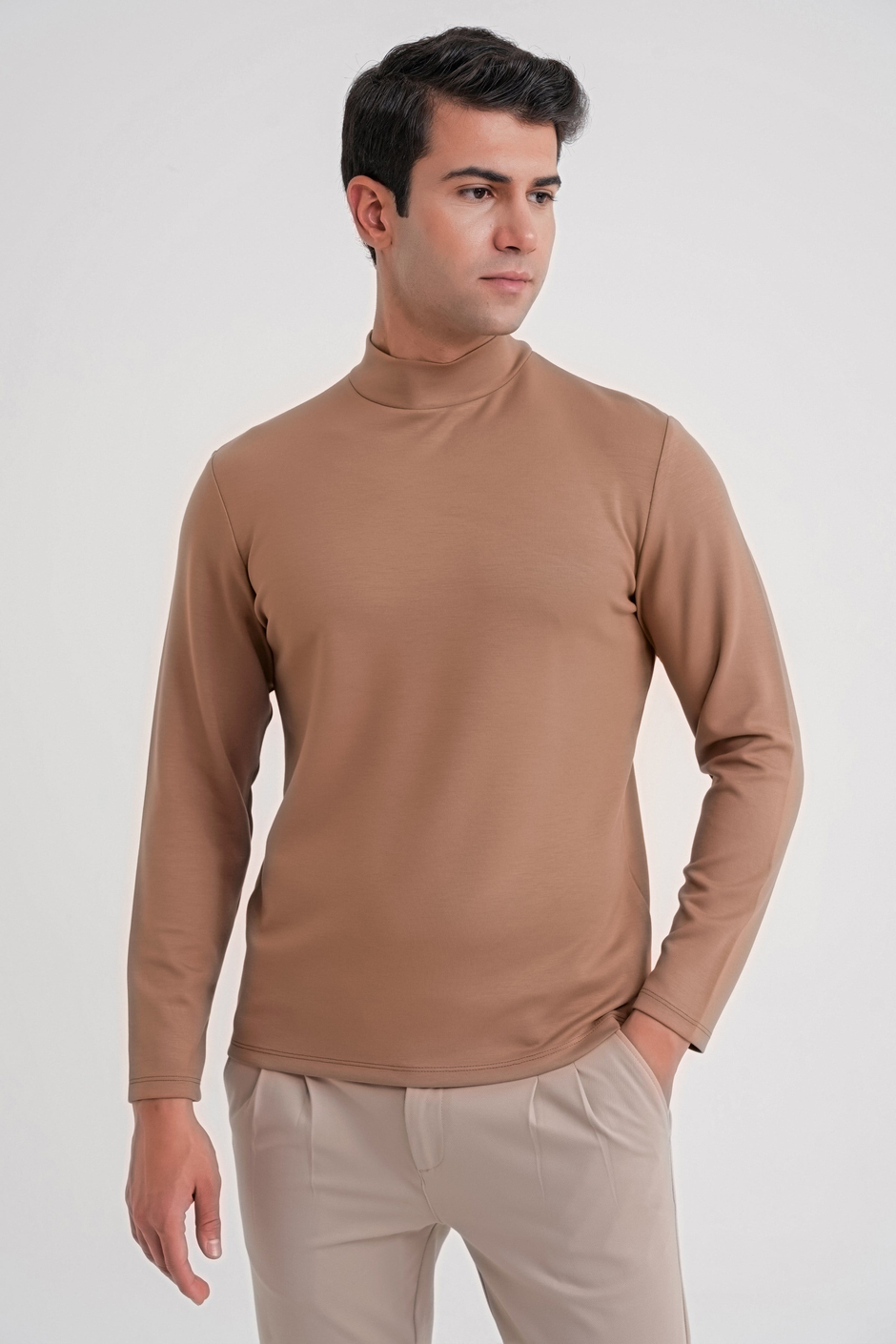 Slim Fit Pamuklu Uzun Kollu Vizon Yarım Boğazlı Tişört TS 894