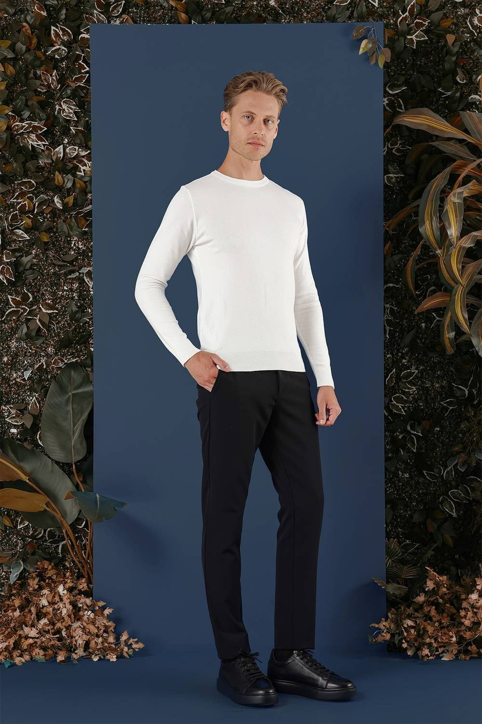 Slim Fit Ribanalı Düz Ekru Yünlü Bisiklet Yaka Triko Kazak TR 858