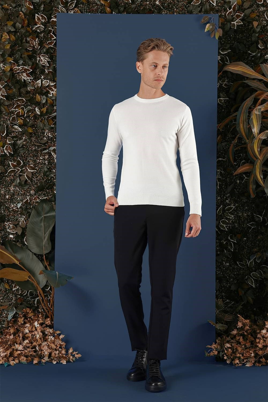 Slim Fit Ribanalı Düz Ekru Yünlü Bisiklet Yaka Triko Kazak TR 858