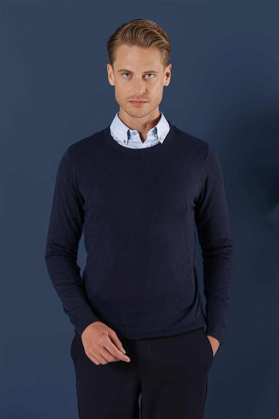 Slim Fit Ribanalı Düz Lacivert Yünlü Bisiklet Yaka Triko Kazak TR 858