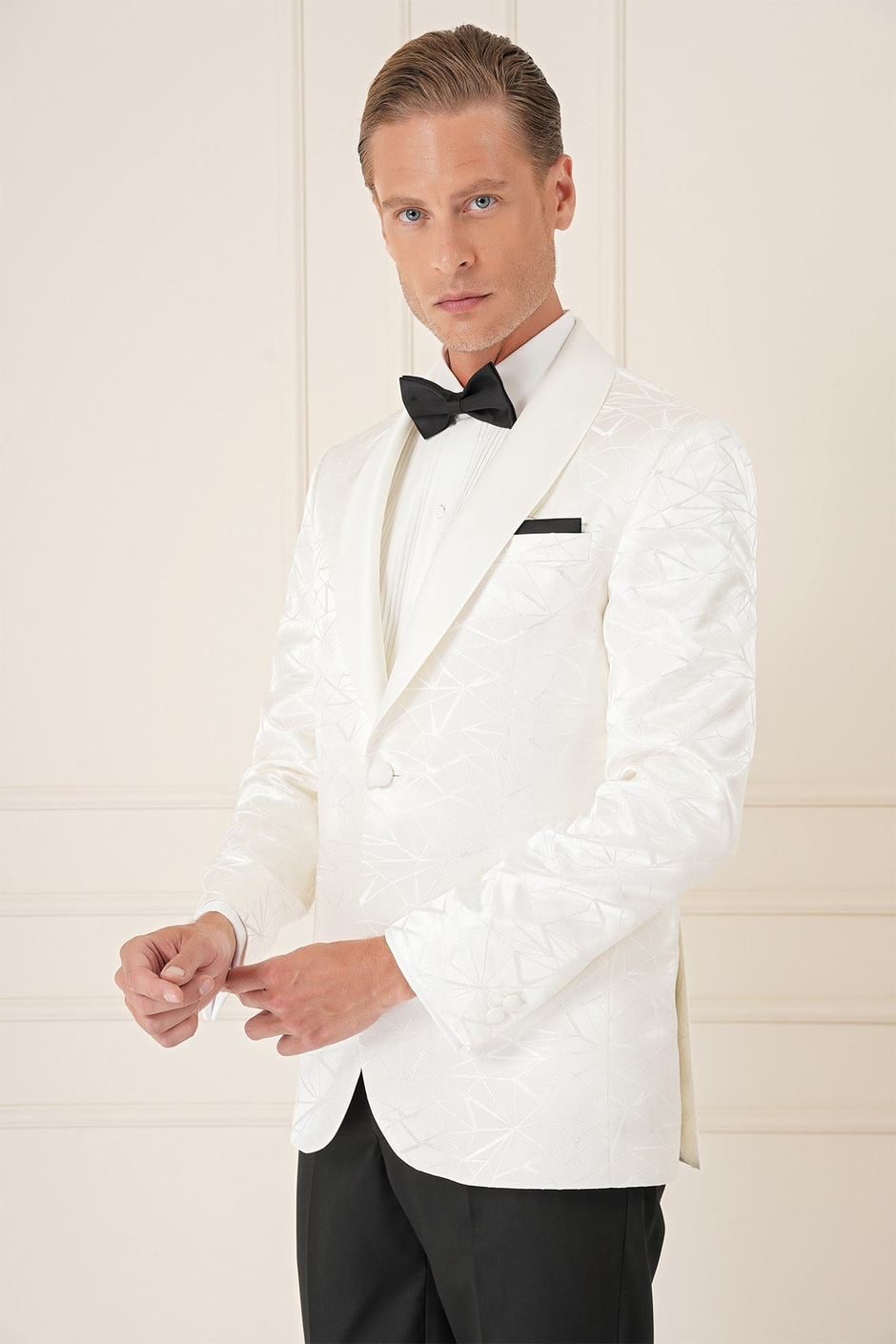 Slim Fit Saten Yaka Çift Yırtmaçlı Tek Düğmeli Krem Damatlık Smokin Ceket Black 036