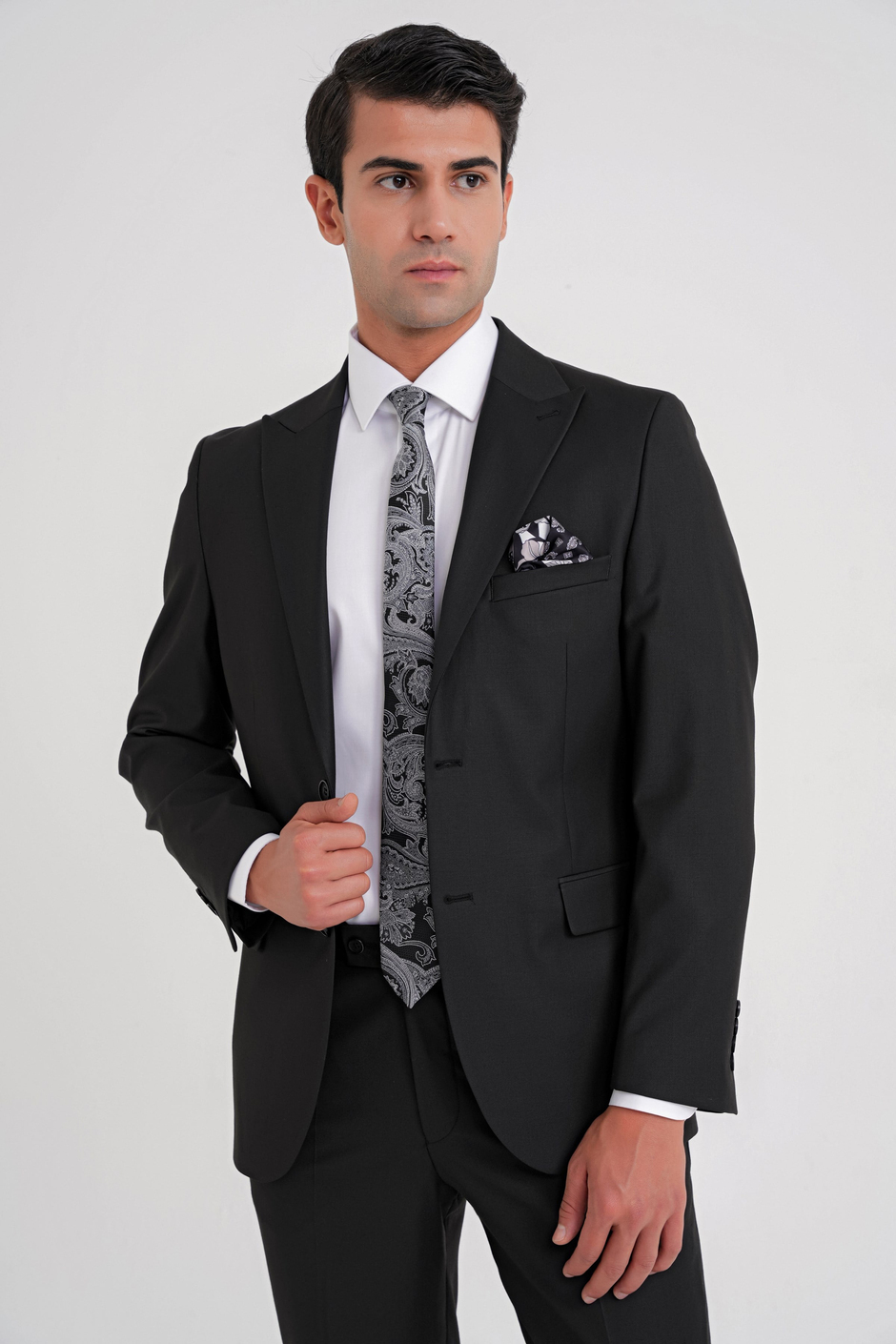 Slim Fit Sivri Yaka Esnek Yünlü Düz Siyah Klasik Takım Elbise TK 928