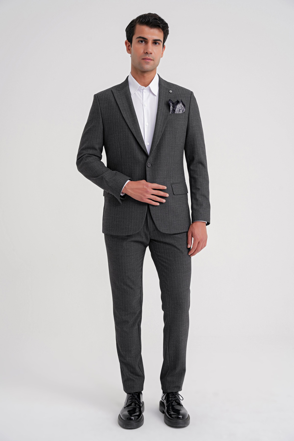 Slim Fit Sivri Yaka Torba Cepli Yünlü Çizgili Füme Ceket C 724