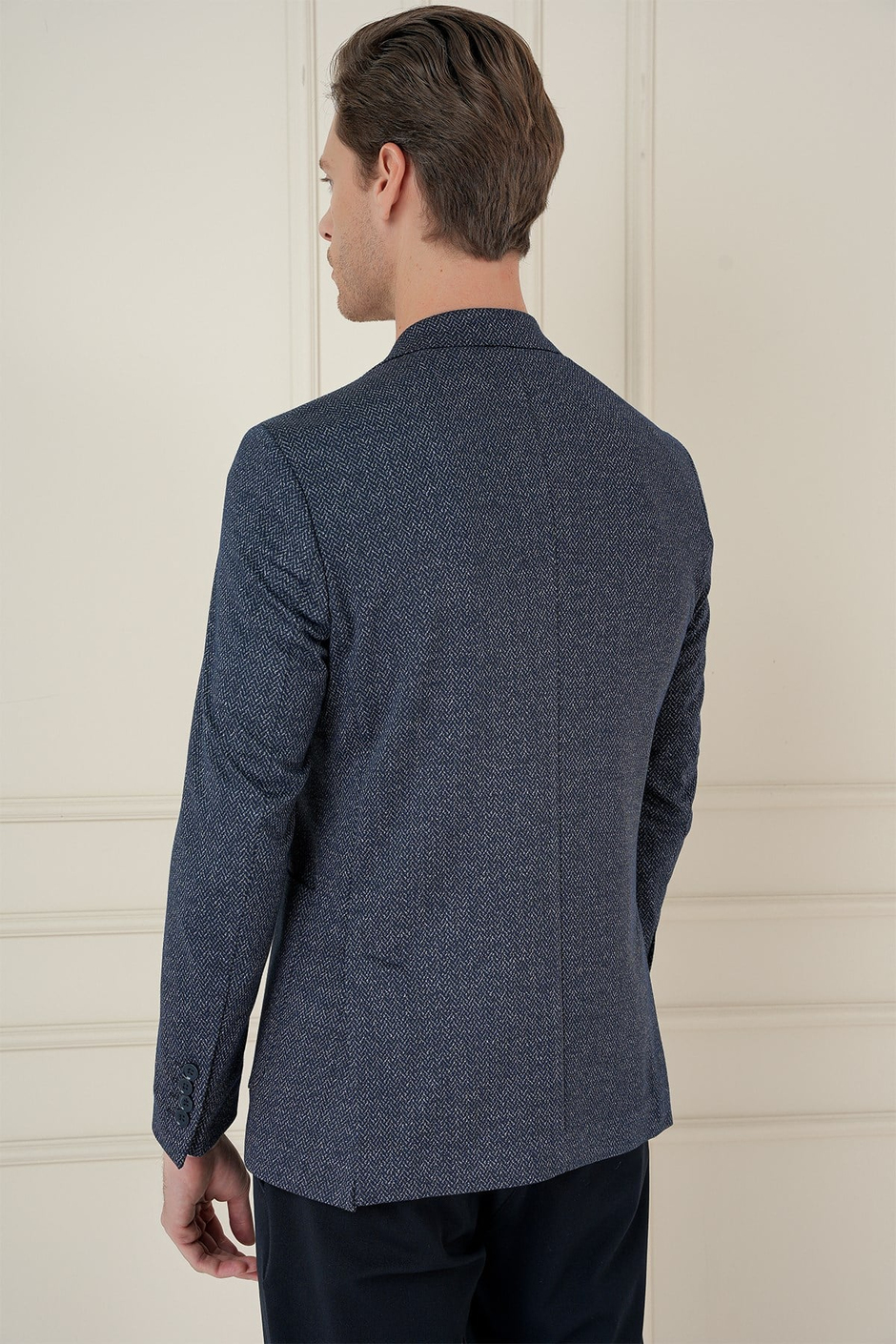 Slim Fit Sivri Yaka Yünlü Balıksırtı Dokuma Lacivert Ceket C 684