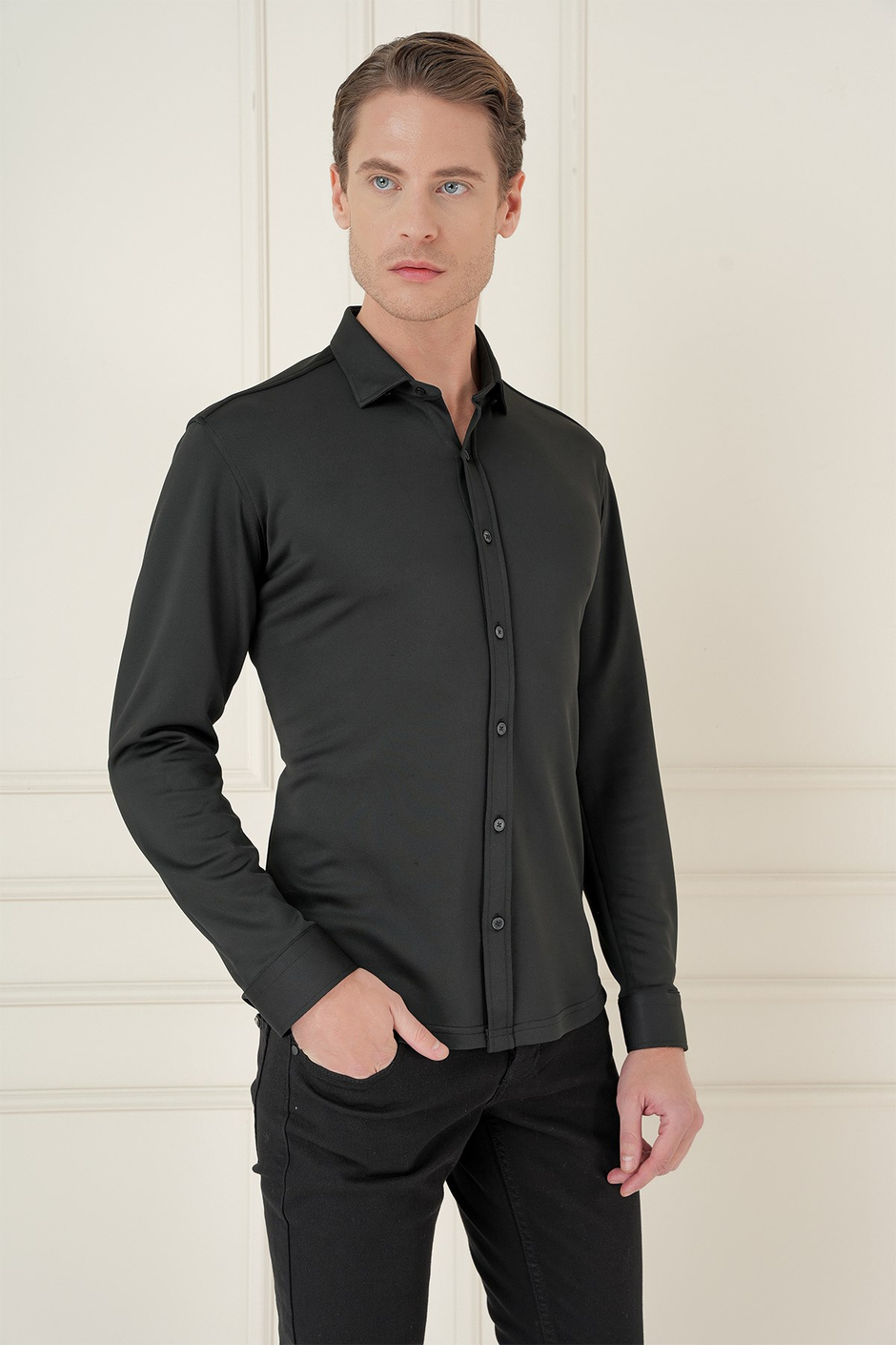 Slim Fit Spor Yaka Cepsiz Pamuklu Siyah Gömlek G 1580