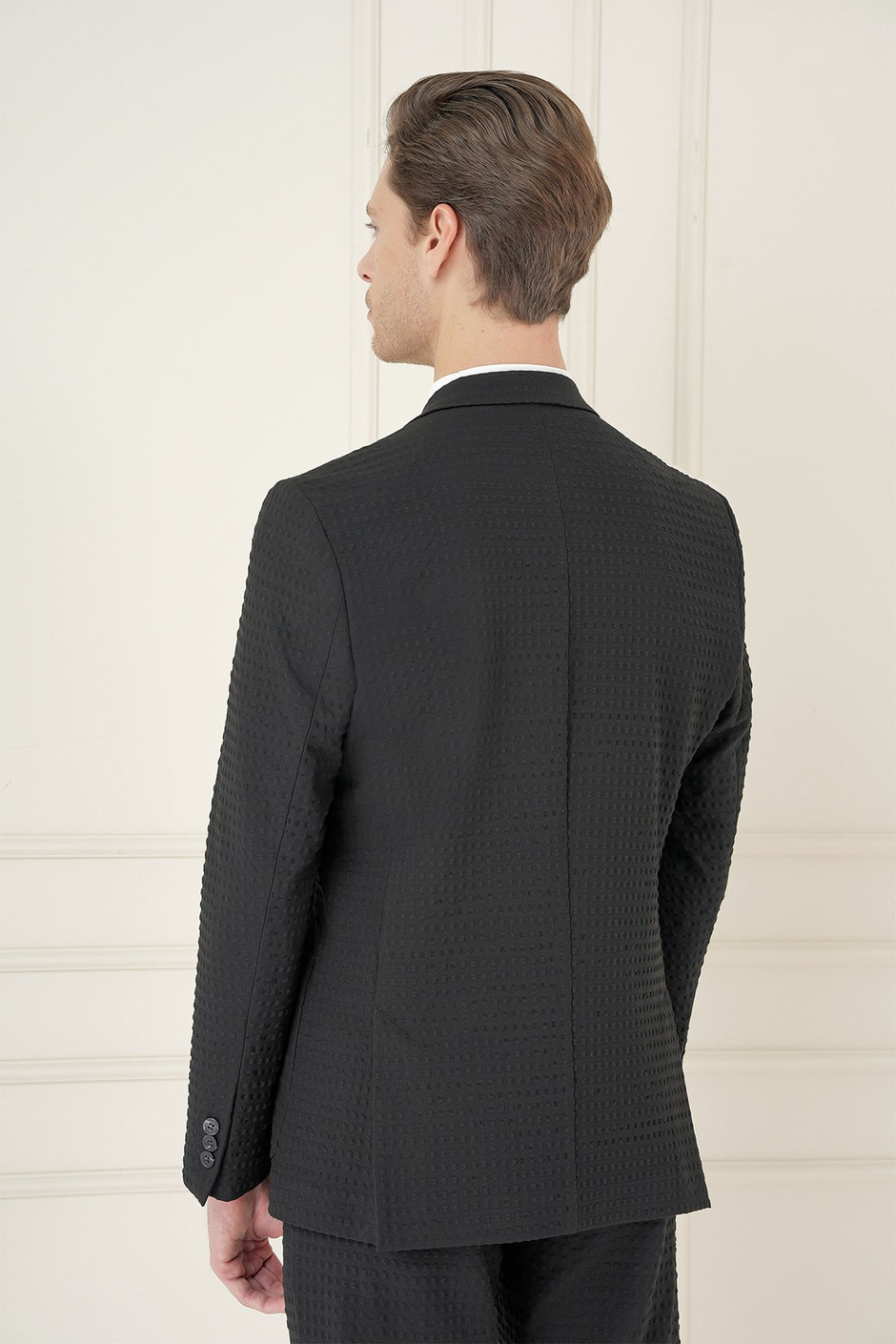Slim Fit Torba Cep Esnek Pamuklu Gofre Kumaş Siyah Ceket C 695