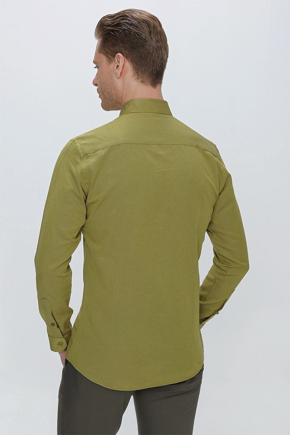 Slim Fit Yaka Zincirli ve Düğmeli Pamuklu Hardal Gömlek GK 664