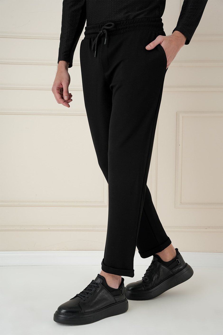 Slim Fit Yan Cepli Beli İpli %97 Pamuk Siyah Jogger Pantolon ATP 033