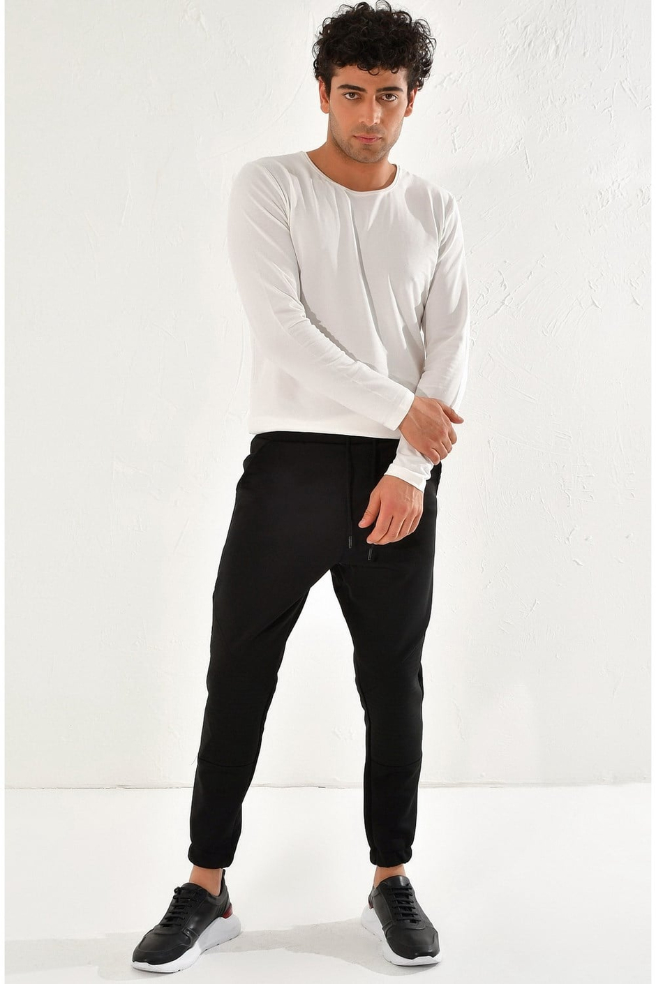 Slim Fit Yan Cepli Beli İpli Pamuklu Siyah Jogger Pantolon ATP 012