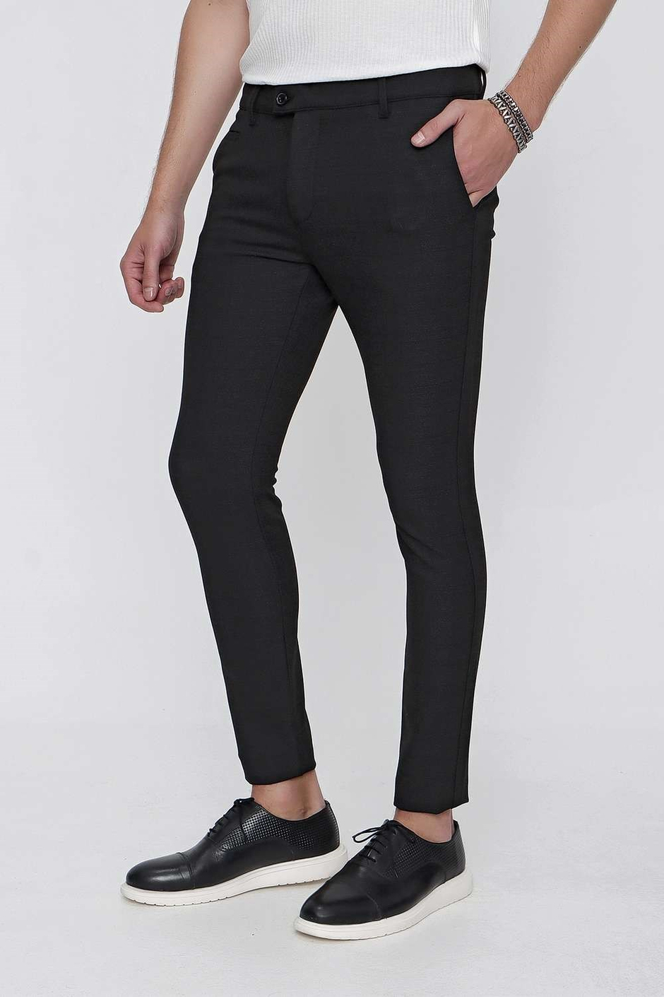 Slim Fit Yan Cepli Esnek Pamuklu Dokulu Siyah Kumaş Pantolon P 1096
