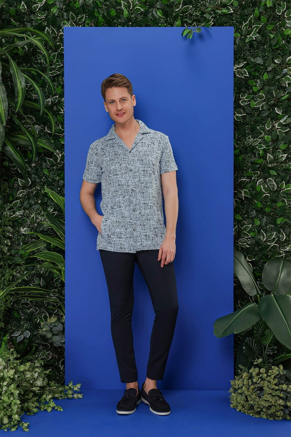 Slim Fit Yandan Cepli Apaş Yaka Kısa Kollu Mavi Gömlek G 1535