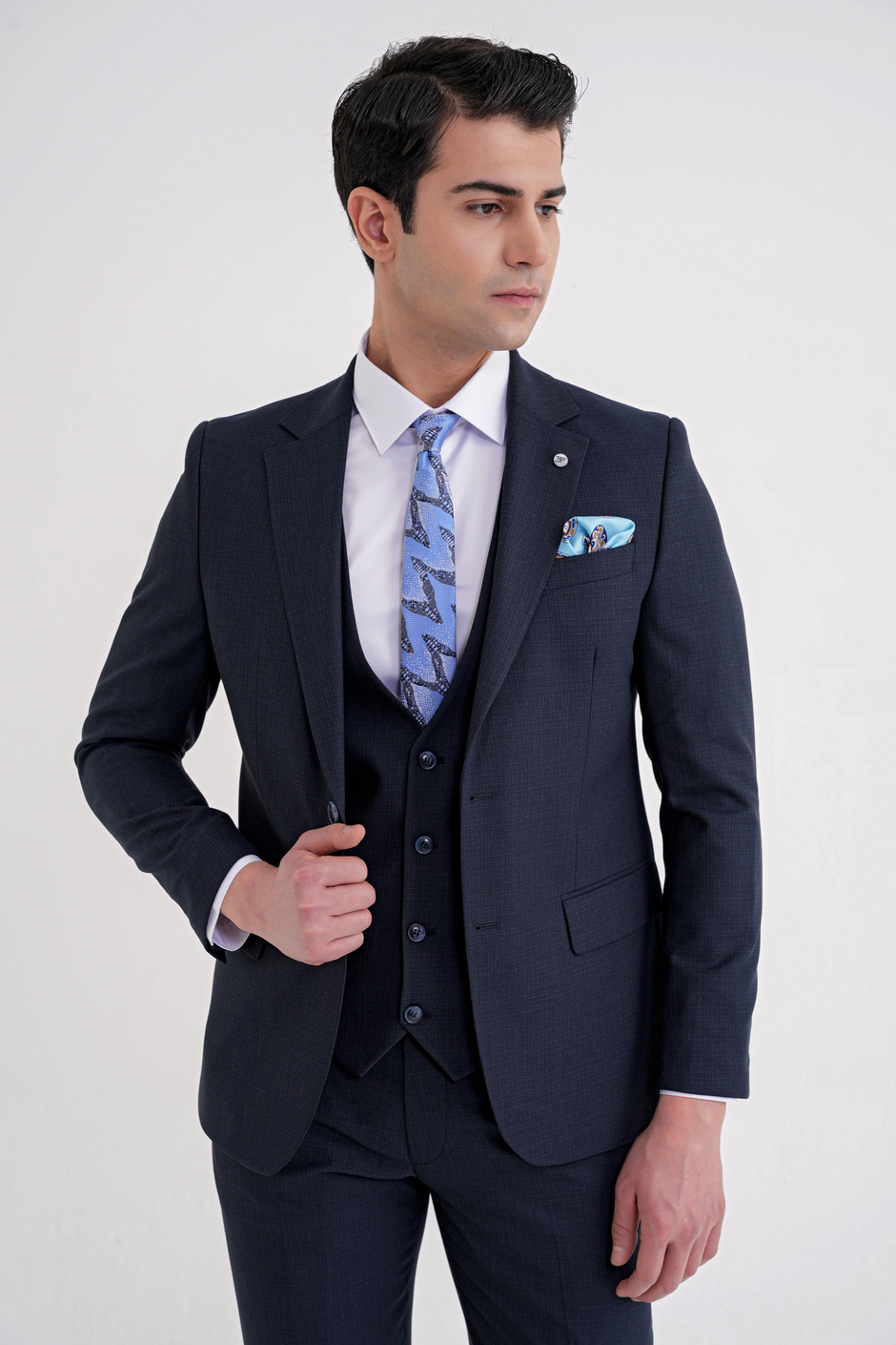 Slim Fit Mono Yaka Çift Yırtmaç Armürlü Esnek Yünlü Lacivert Yelekli Klasik Takım Elbise TK 933