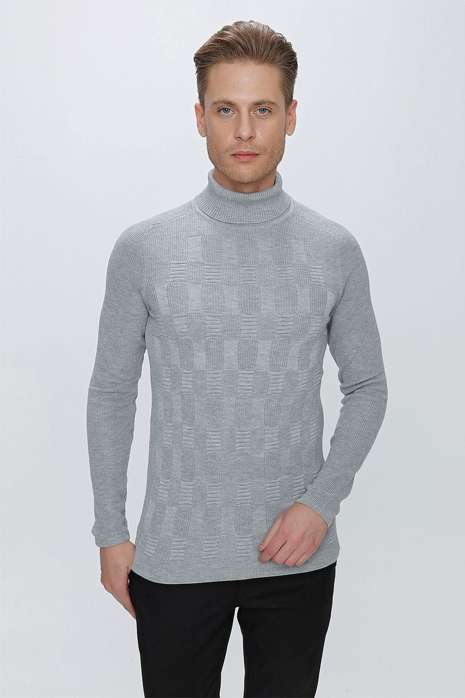 TR 852 Slim Fit Gri Klasik Triko