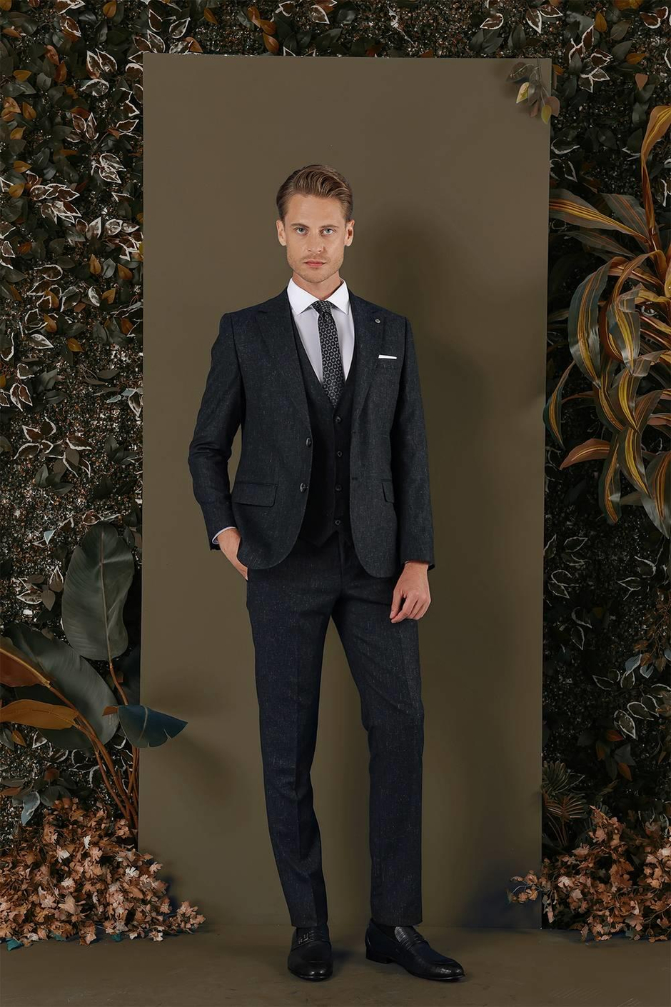 TK 873 Slim Fit Lacivert Klasik Takım Elbise