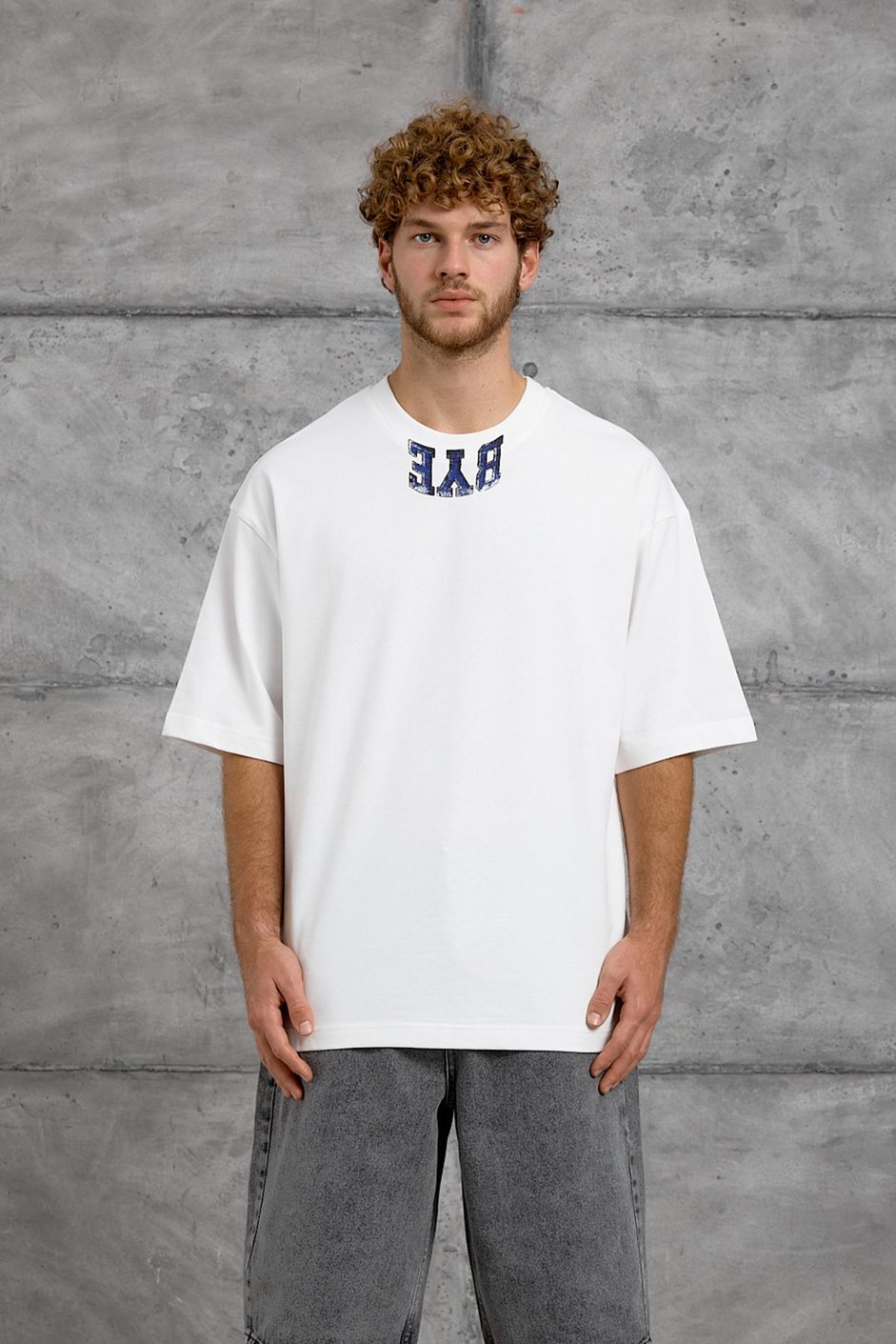 Beyaz BYE BASKI OVERSIZE TSHIRT