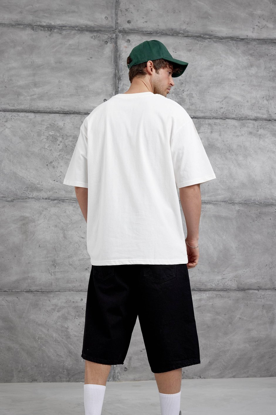 Beyaz Dont Look At My Tshirt Yazılı Oversize Tshirt
