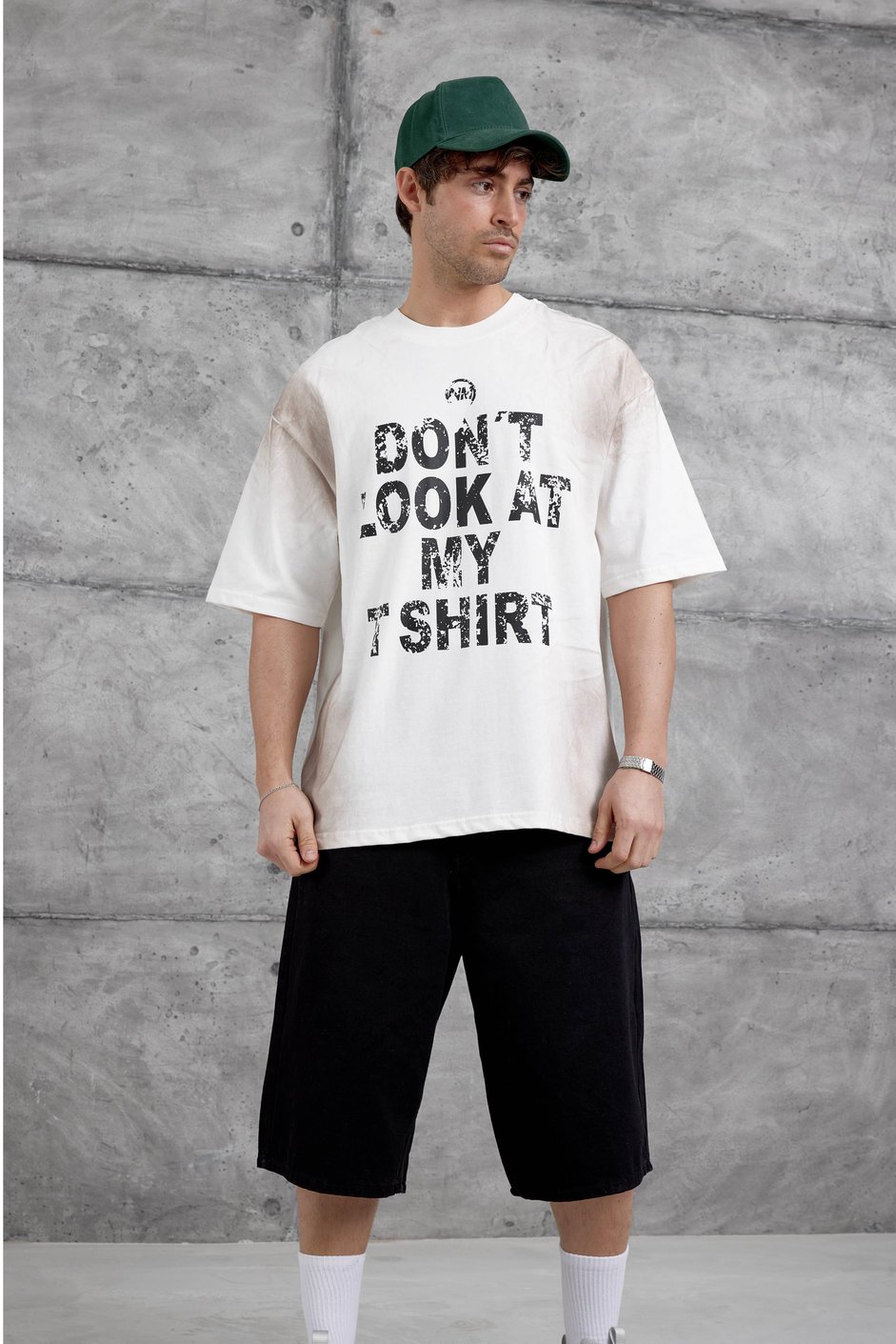 Beyaz Dont Look At My Tshirt Yazılı Oversize Tshirt