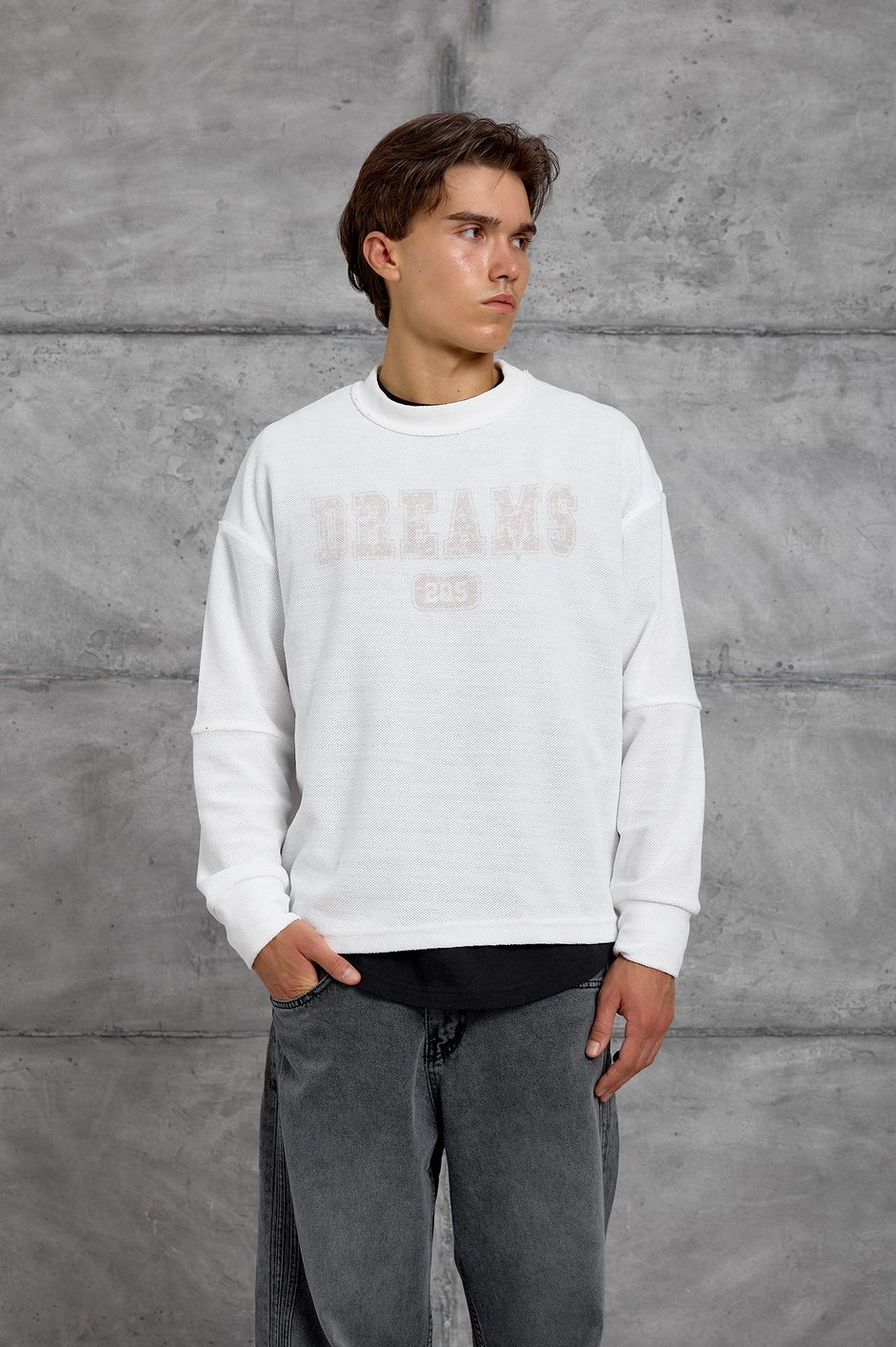 Beyaz DREAMS BASKI DOKUMA KUMAŞ OVERSIZE SWEATSHIRT